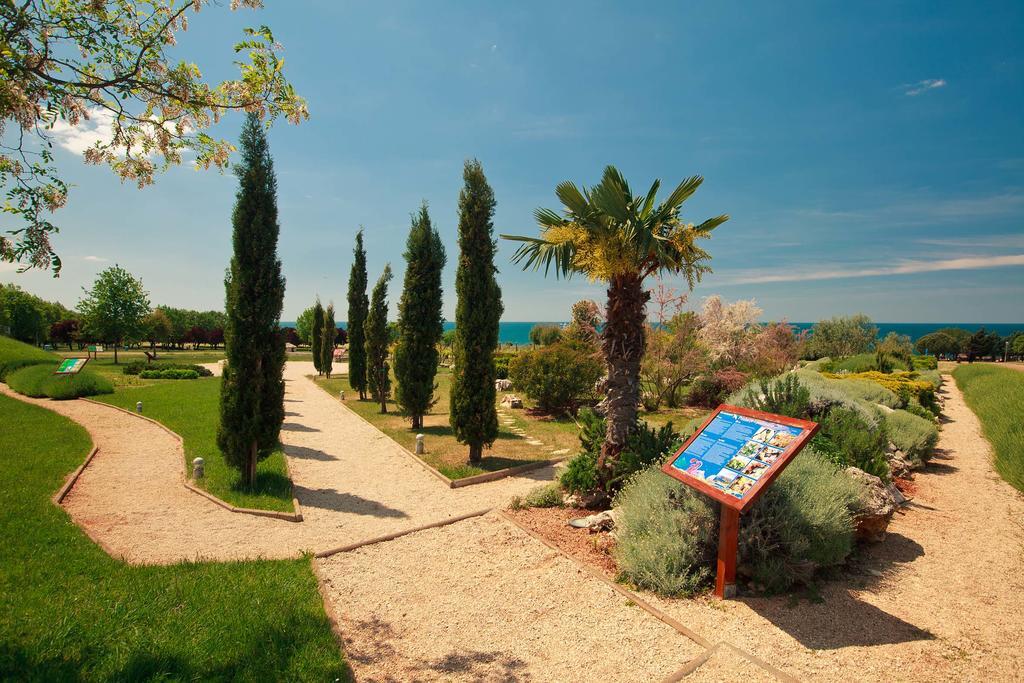 Mobile Homes Premium Vista Mare Park Umag By Camp4You Exterior foto